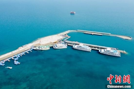 中国面积最大的湖泊，四大湖泊排名中国四大淡水湖（中国最大湖泊青海湖正式创建国家公园）