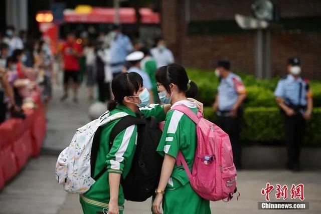 青川鱼和秋刀鱼一样吗，青川鱼怎么做好吃（我高考那年啊……）