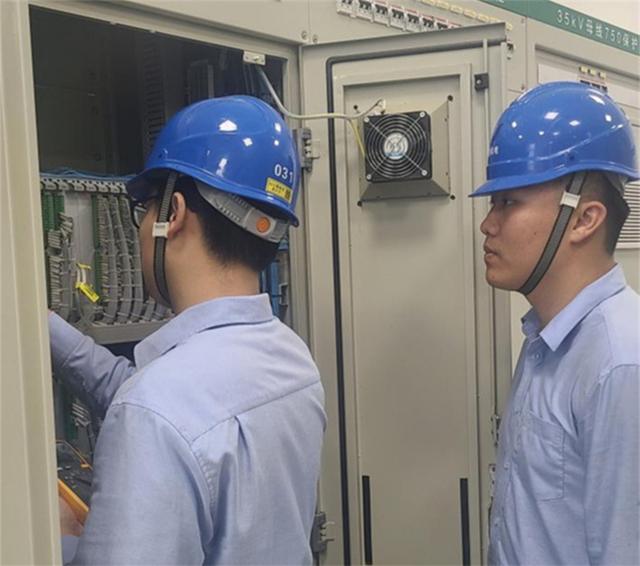 十不吊的内容是什么，起重机十不吊口诀（他们把安全责任扛在肩）