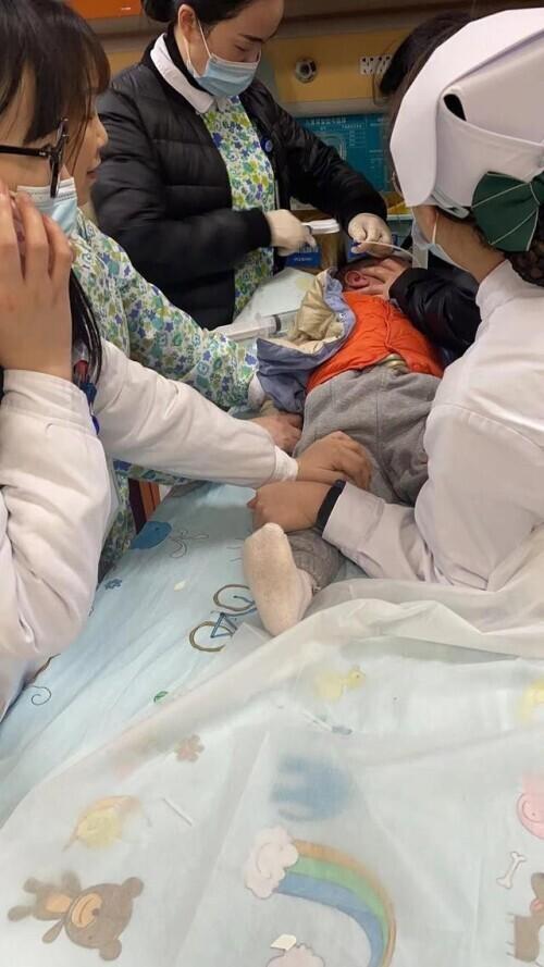 酒精属于什么类型的消毒剂，酒精属于什么类（有毒甲醇冒充酒精）