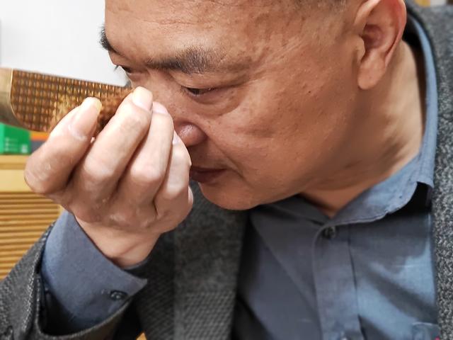 三分利息一万块钱一个月利息多少，三分利息一万元一个月利息多少（打假江湖：是维权也是生意）