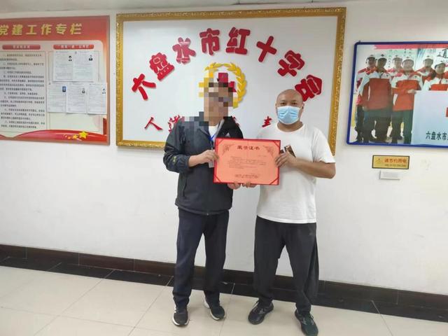 三分利息一万块钱一个月利息多少，三分利息一万元一个月利息多少（打假江湖：是维权也是生意）
