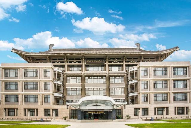 北京大学简介，北大学院简介（北大发布2022报考指南）