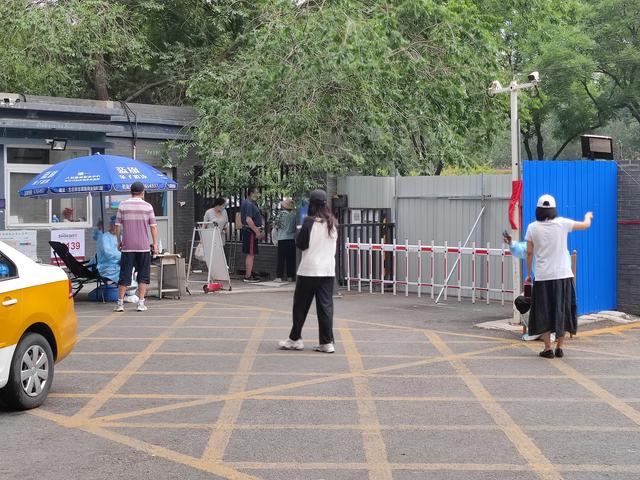 梦见骑电动车什么意思，梦见骑电动车什么意思周公解梦（封控日记丨搬进芳城园一区的第二天）