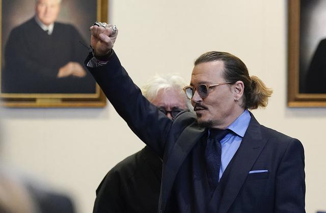 metoo运动，METOO运动是什么运动如何兴起的（与美国保守主义对女性主义运动的反扑）