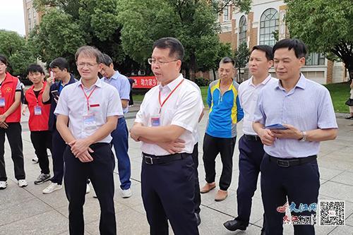 赣州师范高等专科学校官网，2021年赣州师范高等专科学校录取结果查询及录取通知书发放时间什么时候收到（赣州师范高等专科学校举办2022届毕业生留赣就业专场招聘会）