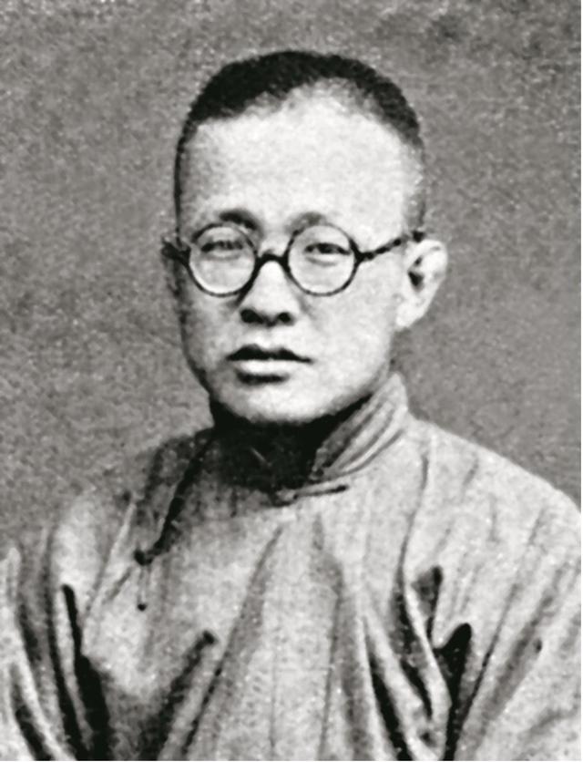 老北京爱逛的什刹海，辉煌人才市场离什么地铁站最近