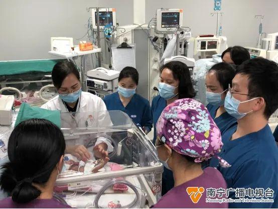 28cm等于多少英寸,28英寸是多少厘米(南宁"巴掌宝宝"出院)