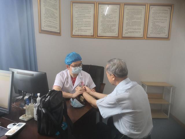 健康素养的名词概念，健康素养解释（守护我们的“小心心”请查收这份护心秘诀）