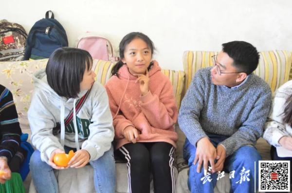 心会跟爱一起走歌词，对唱歌曲排行榜！（武汉大学生6000字长文）