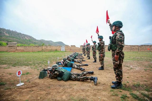 北京国防大学入学要什么条件，北京国防大学招生吗（如何报考军队院校）