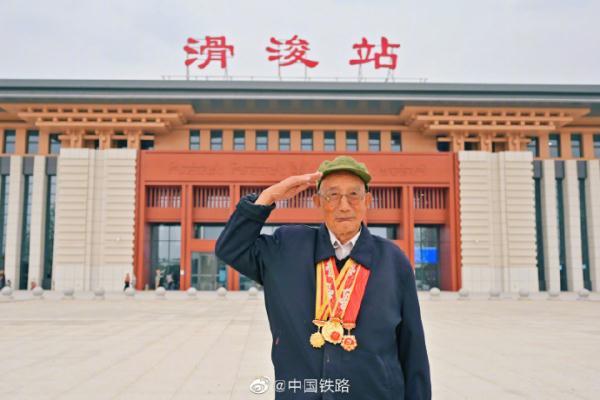 桂林到武汉的高铁(南宁至咸阳飞机票价)