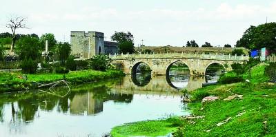 曹雪芹的父亲，曹雪芹的祖父和父亲叫什么（在运河边寻访曹雪芹遗迹）