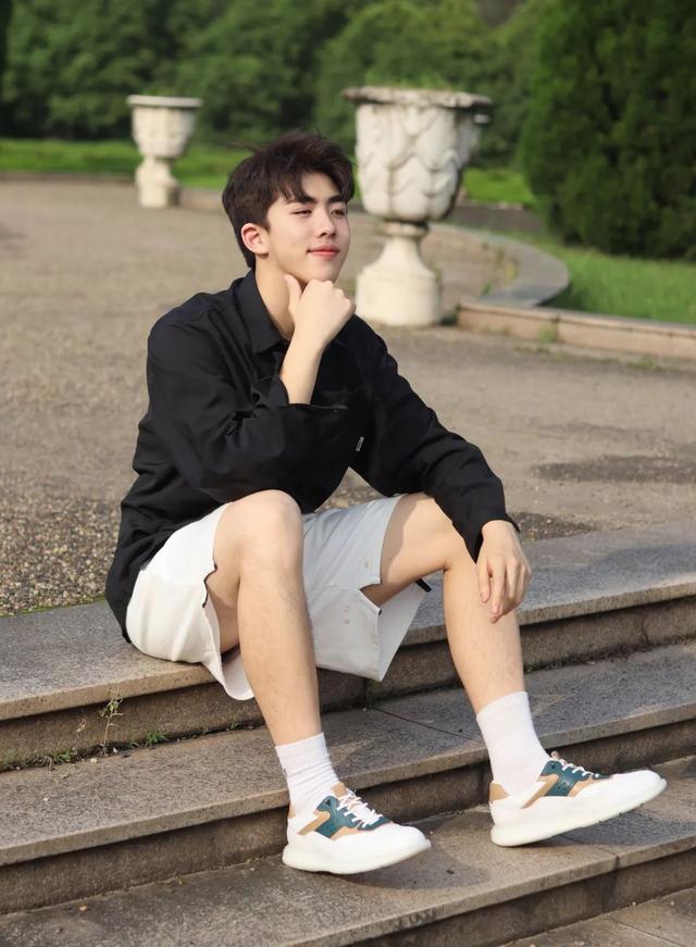 男鞋夏季休闲透气皮鞋推荐，明星潮人都Pick的透气皮鞋