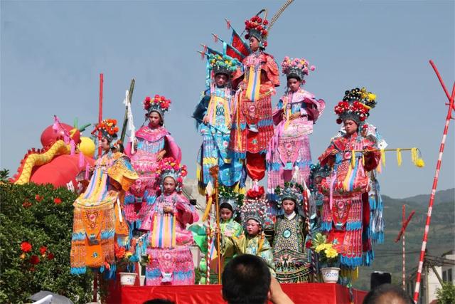 兴文县景点，兴文县旅游局（兴文发布四大主题旅游线路）