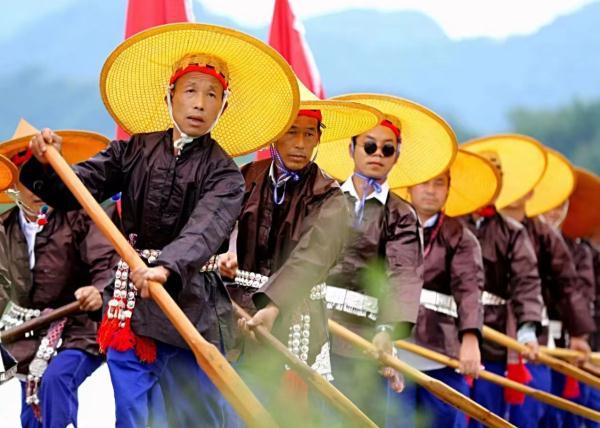 6月23日是什么节日，6月3日为什么不能提车 6月3日是什么节日（贵州台江：清水江畔龙舟竞渡）