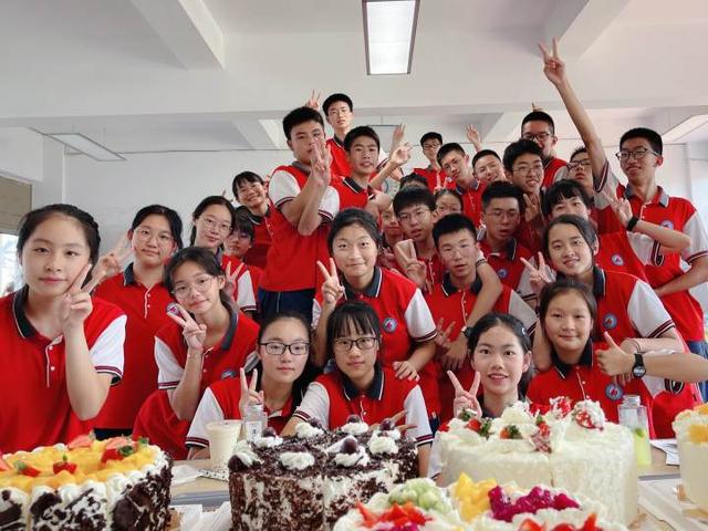 初三毕业班主任离别寄语，最新的初三毕业班主任寄语大全（班主任给初三学生写下长信）