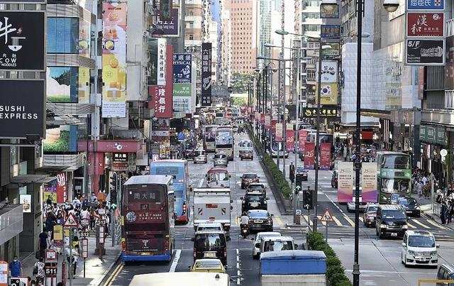 香港女人街，在“声生不息”的港乐里