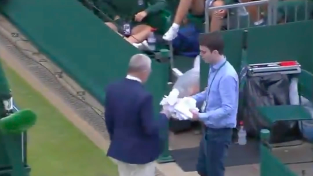 网球比赛 着装 网球也时尚!美国《网球》杂志评出2020年10大时尚着装