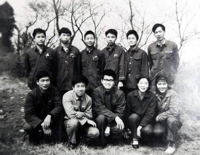 混合运算手抄报，怎样办好数学手抄报（我的高考“前事”——一个年级与一个时代的故事）