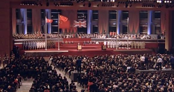 香港回归祖国的时间，香港回归祖国的25周年（1997年7月1日香港回归真实影像）