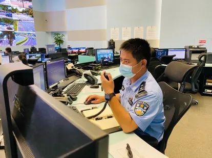 七个小矮人矿山车，上海迪士尼什么项目好玩（”上海迪士尼游乐项目排队基本在5分钟内）