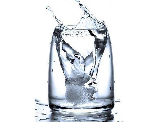 婴儿水富氧水是智商税吗 婴儿水比一般的水高端吗，婴儿水富氧水是智商税吗（婴儿水、富氧水…“高端水”真有“神奇”功效吗）