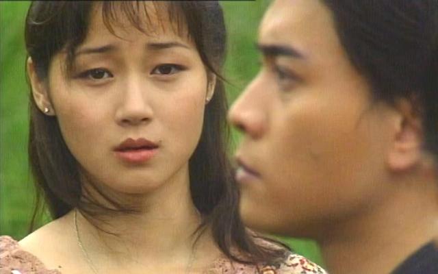 我们热爱小草 就像什么一样，我们热爱小草（我选择回到熟悉的大自然里丨人物）