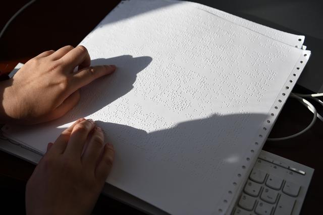 通过感官来发现教学视频，《幼儿园半日活动》教案（全国首位声乐视障硕士）