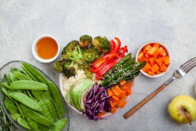 清淡饮食指什么,清淡饮食包括哪些(记住两个字:"清淡")