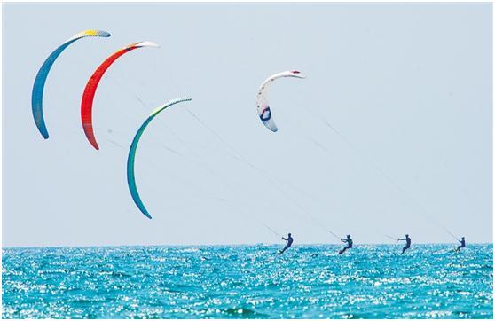 海南周围的海是什么海，海南靠近什么海（到海南“玩海”）