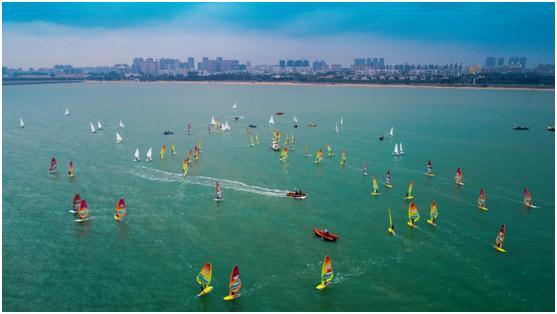 海南周围的海是什么海，海南靠近什么海（到海南“玩海”）