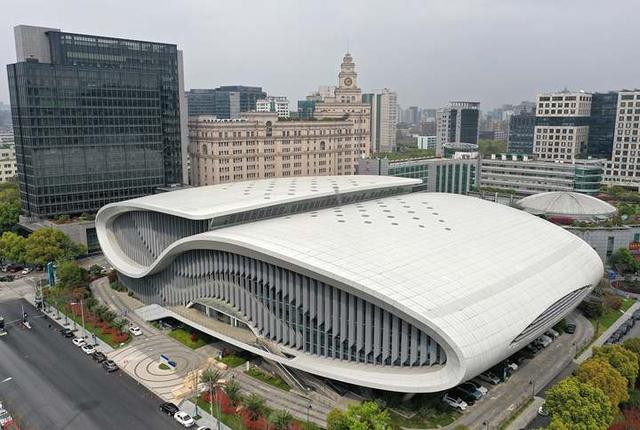 离我最近的游泳馆在哪多少钱，附近游泳馆价格（2018厦门游泳池地址+收费标准+开放时间）