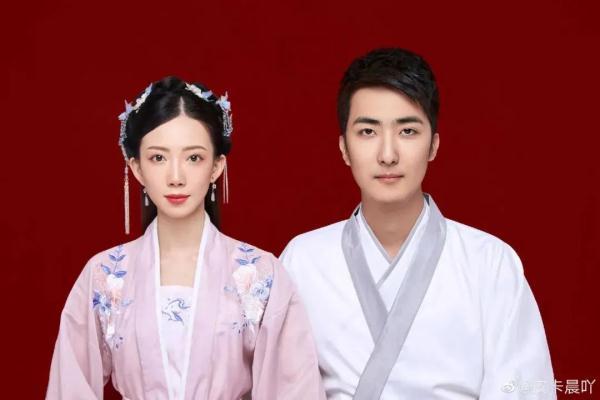 我愿梦回大唐是哪首歌歌词，梦回大唐心中无限凄凉是哪首歌词（“一支舞带火一座城”的“不倒翁小姐姐”咋样了）