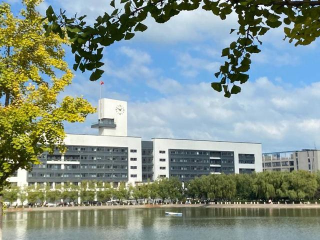 烟台大学文经学院，2021年烟台大学文经学院优势专业排名及分数线（<原烟台大学文经学院>2022年高考志愿填报细节）