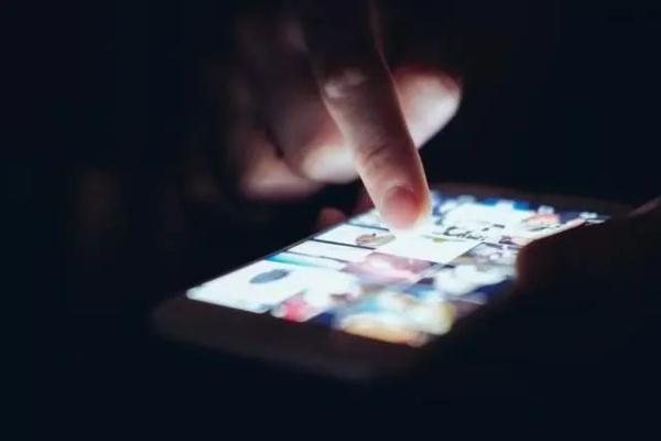 念七 校园风兄弟头像微信，念七 校园风兄弟头像（反诈民警有多拼）