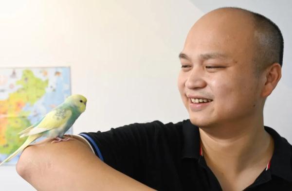 店里的500元瘦10斤靠谱吗，瘦吧减肥怎么样（一公司举办减肥比赛）