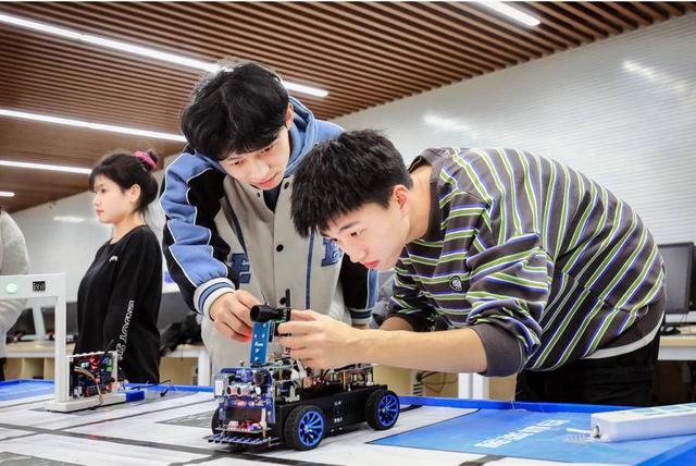 2022年山东商务职业学院中外合作办学招生计划及各专业招生人数，山东工商学院中外合作办学招生计划（”高校不可错过）