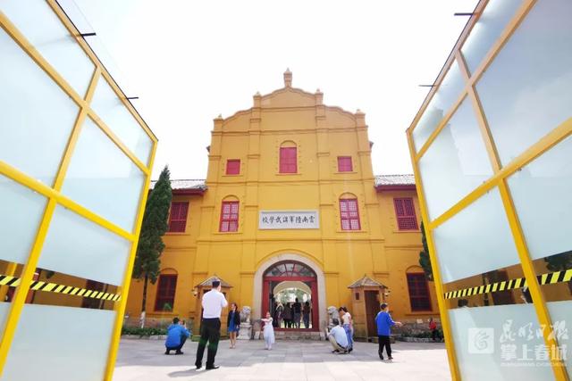 春城是哪个城市，山城是哪个城市（昆明，特大城市）