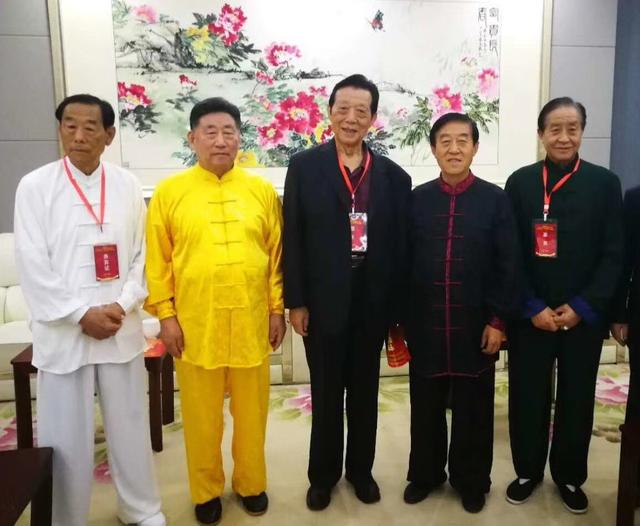 四大民族舞蹈是哪四个，四大民族舞蹈是哪四个民族（张耀庭说做了一件利国利民的事）