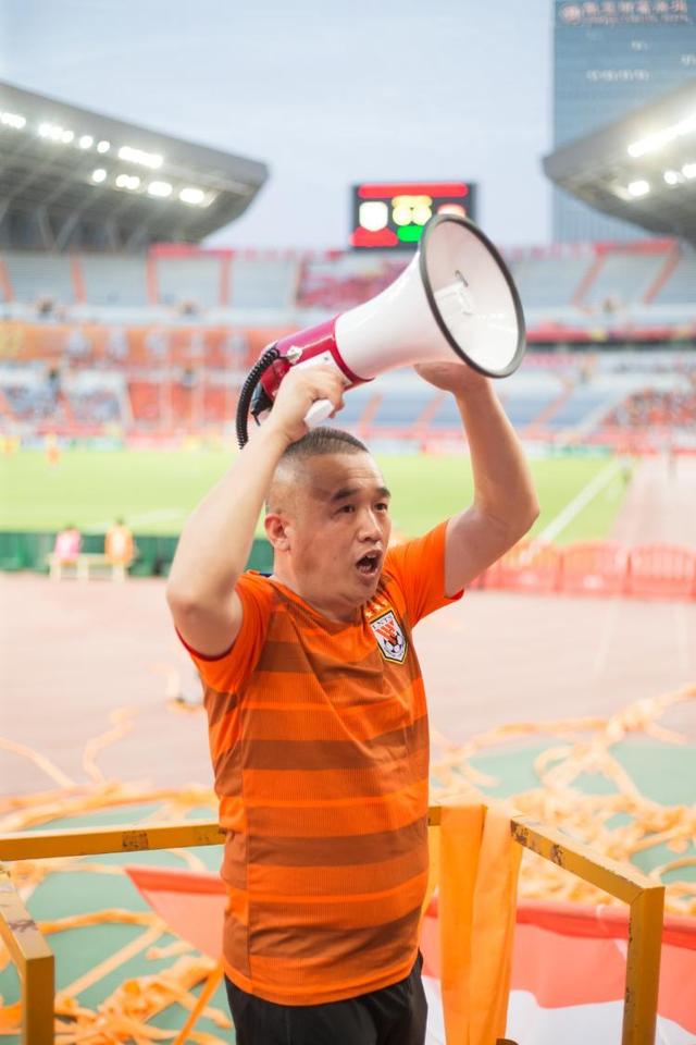 一颗红心两手准备，简短霸气的百日誓师誓词有哪些（正好侃球丨恢复主客场制这件事球迷说得对）