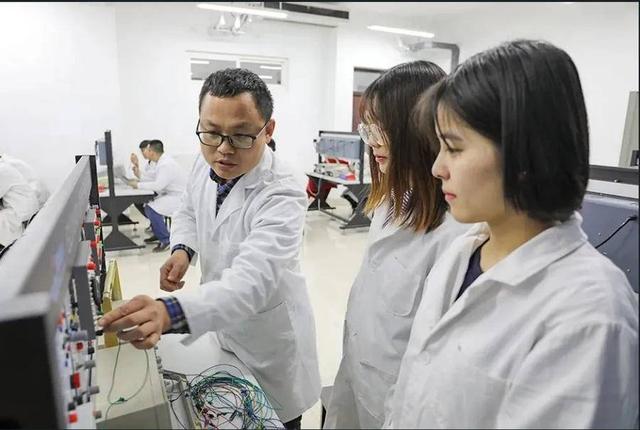 医学影像技术专科，承德医学院医学影像技术（精益求精——医学影像学院）