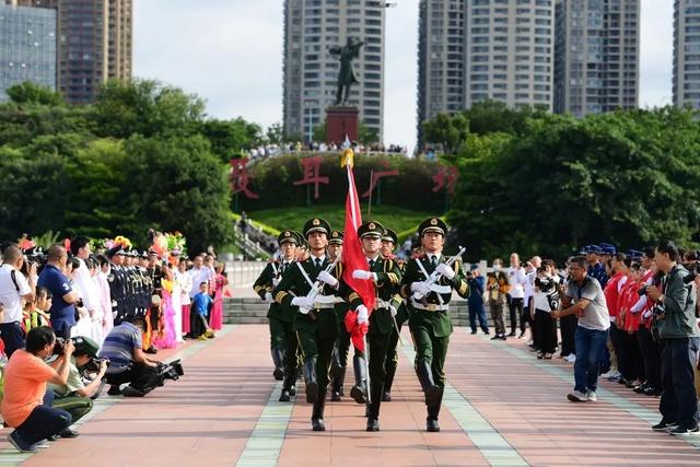 现在升国旗时间是早上几点，天安门升旗几点（预告消息，10月1日上午9时）