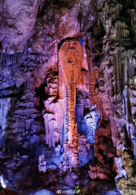 织金洞风景名胜区，织金洞国家重点风景名胜区（三伏天到贵州织金洞感受透心凉意）