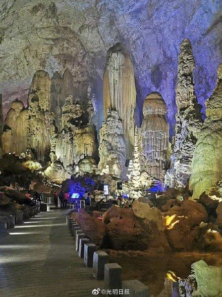 织金洞风景名胜区，织金洞国家重点风景名胜区（三伏天到贵州织金洞感受透心凉意）