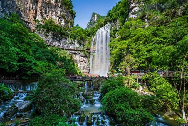宜昌必玩的三个景点,宜昌风景视频(湖北最美的14个"5a"景区)