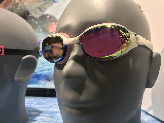 如何挑选比基尼泳衣，教大家怎么挑选最合适自己的泳衣（选购游泳装备有讲究）