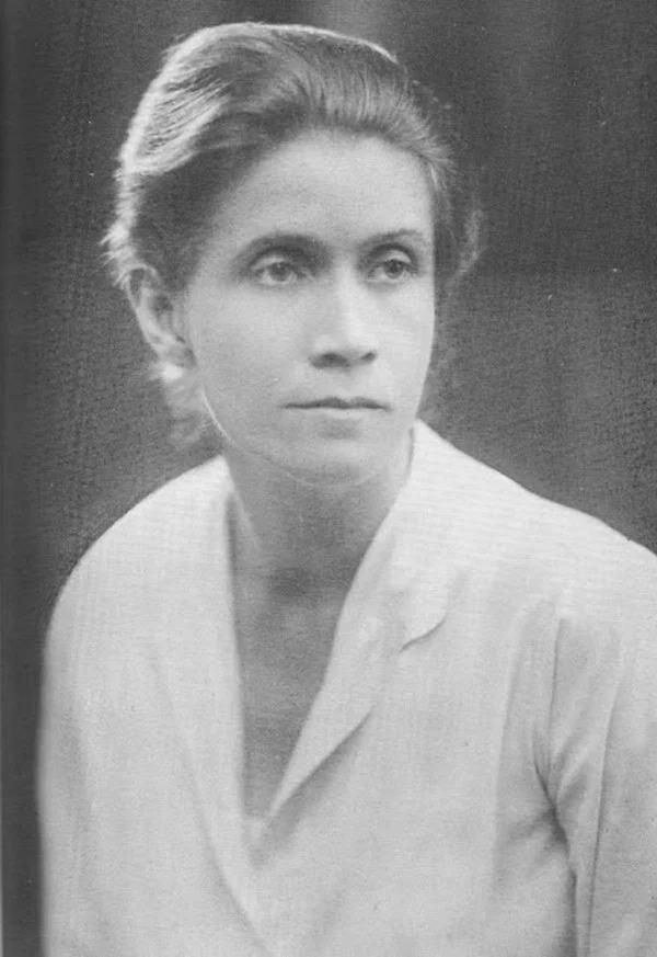 微信号名字英文+数字简单，简单好听的英文微信名   First encounter 初次相遇（没有她，就没有你熟悉的张爱玲网名）