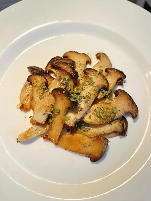 杏鲍菇最好吃的六种吃法，杏鲍菇的神仙吃法