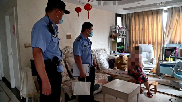 电话正在通话中有几种原因，打电话正在通话中有几种情况（老妈和陌生男人聊隐私）